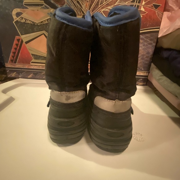 💖Kid’s winter boots - Picture 3 of 8
